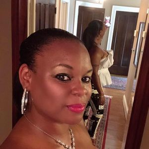 Meet your Posher, Shela